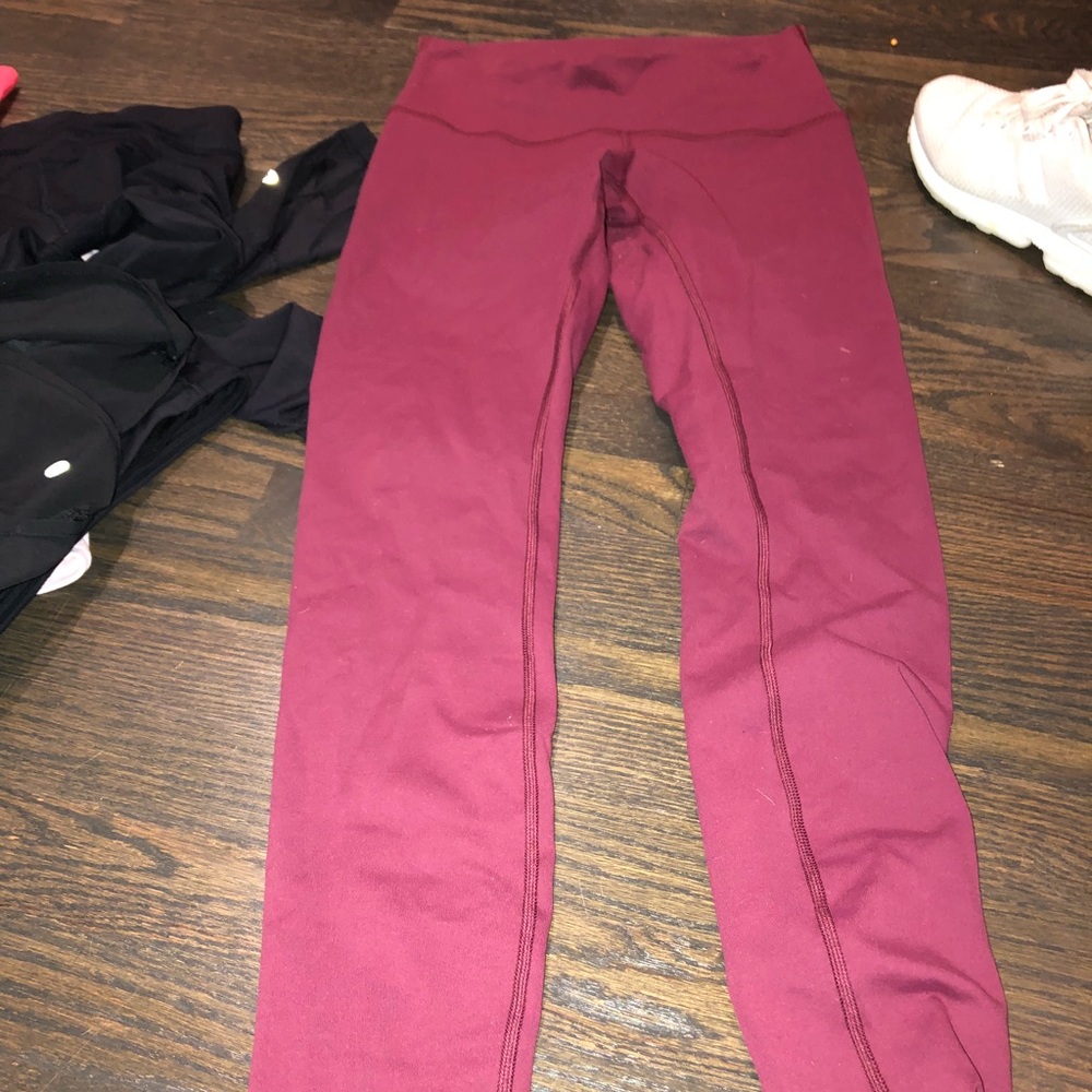 LULU MAROON LEGGINGS